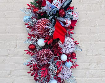 Red and White Candy Christmas Swag Wreath, Whimsical Peppermint Holiday Decor, Large Door Swag, Christmas Decoration, Sweet Holiday Wreath