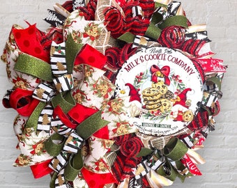 Gnome red white and green Christmas wreath | Christmas cookie wreath | unique Christmas wreath | gnome wreath for door | vintage Christmas