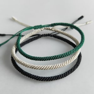 Handmade Buddhist Tibetan bracelet Woven Green String bracelet Lucky rope Braided knot women men bracelet Surfer Beach Waterproof Bracelet