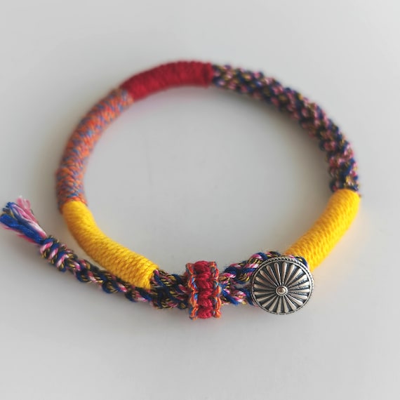 Bracciale Tibetano Portafortuna Intrecciato A Mano - Unisex Regolabile 16-26cm - Perline Ottone - 2