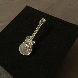 Cute Electric Guitar Pin Badge With Gift Bag image 3