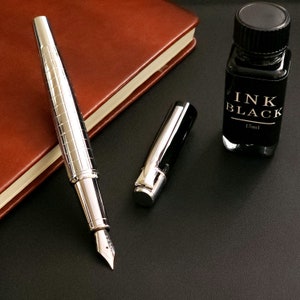 Vandro Complete Luxury Fountain Pen Set - Silver Metal Pen With Smooth Fine Nib - Gift Box, Ink Bottle, Ink Converter & 10 Ink Cartridges