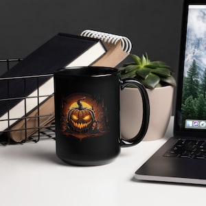 Jack-o&#39;-Lantern Coffee Mug - Spooky Black Ceramic Cup for Halloween Lovers