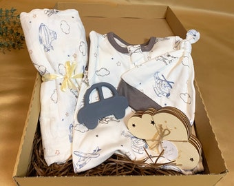 Welcome to the World, New Baby Gift, Baby Boy, Baby Girl Gift, Newborn gift, New Baby Gift box, Baby Hamper, Baby Shower Gift, Luxury gift
