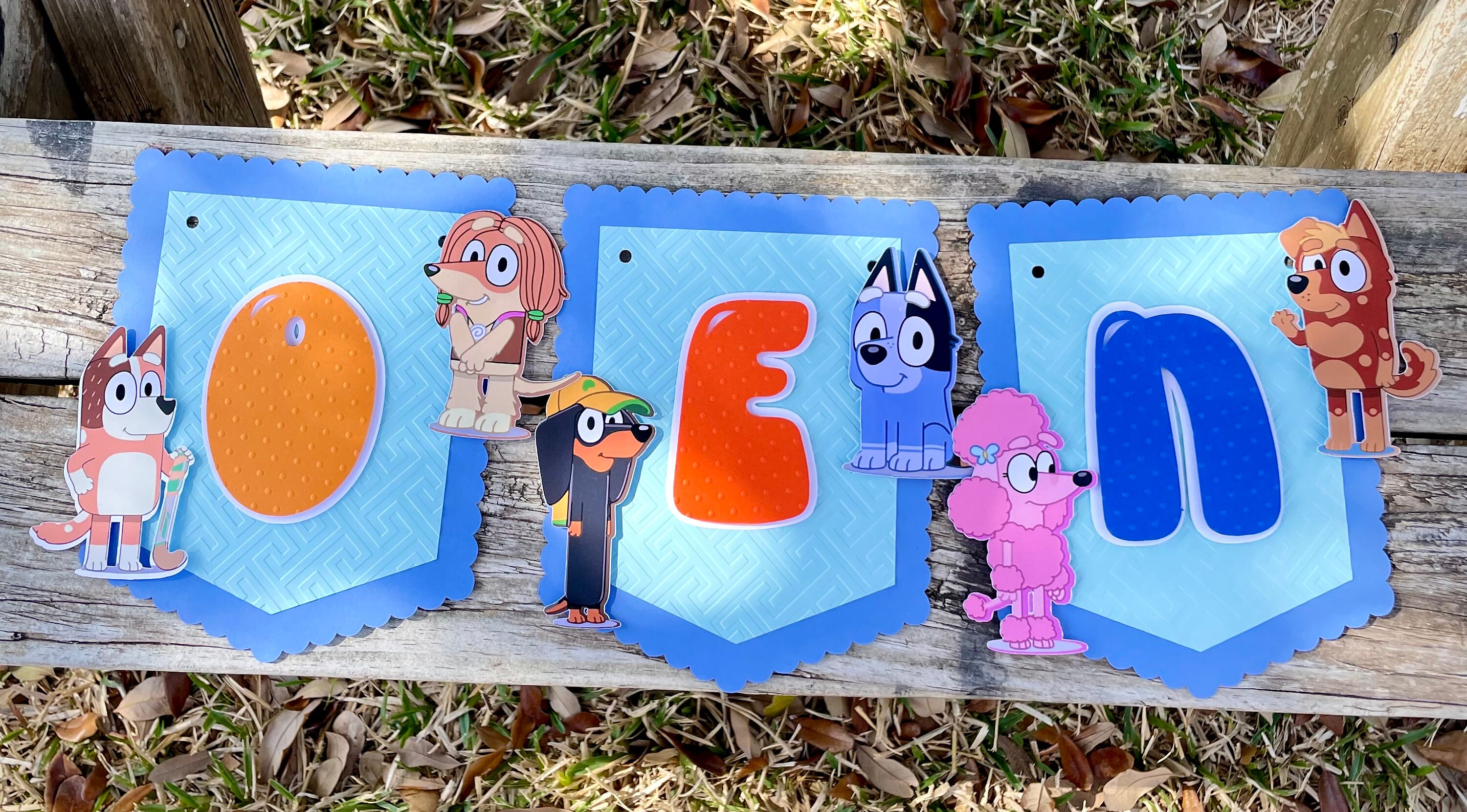 Bluey High Chair Banner + Cake Topper