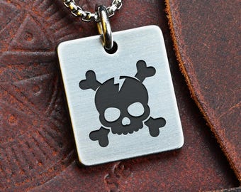 Colgante grande de acero inoxidable con calavera agrietada (insignia de guerra militar pirata con huesos cruzados y rayo de Halloween) SB15513