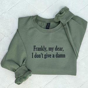 Bluza z nadrukiem Bookish • Minimalistyczny damski okrągły dekolt • Bluza z nadrukiem Sarcastic Mom • Bluza z nadrukiem Historical Romance • Prezent dla dziewczyny z literaturą