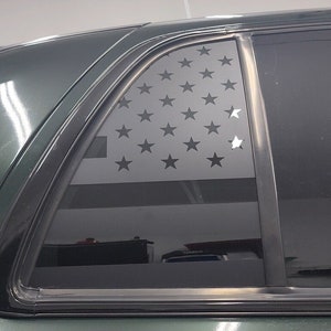 Adesivo de vinil com bandeira americana e janela de um quarto preta fosca para Crown Victoria MGM Par