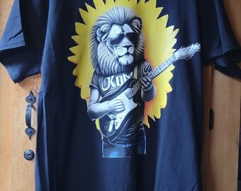 Camiseta unisex negra de edición limitada con estampado Rockstar Lion de segunda generación
