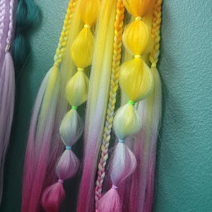 Bubble Braid Pony Tail ~ Rainbow