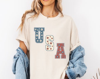 Floral USA Patriotic Comfort Colors Shirt: Retro 4th of July Tee