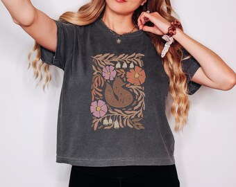 Comfort Colors Celestial Fox Crop Top: Whimsigoth Goblincore Tee