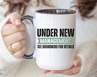Taza de café divertida para abuelos: Bajo nueva administración, nietos