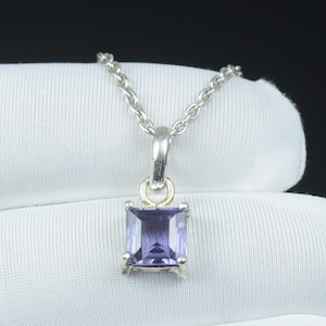 Color Changing Gemstone Alexandrite Pendant | 925 Sterling Silver Alexandrite Necklace | Beautiful Stone Jewelry | Gift For Friend Necklace.