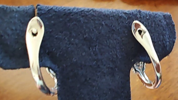 Garnet and silver earrings - image 3