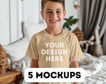 Bella Canvas 3001Y mockup-bundel, mockup schattige kinderen, mockup-bundel kindert-shirt, Bella Canvas 3001Y zachte crème mock-up, model, mock-ups png