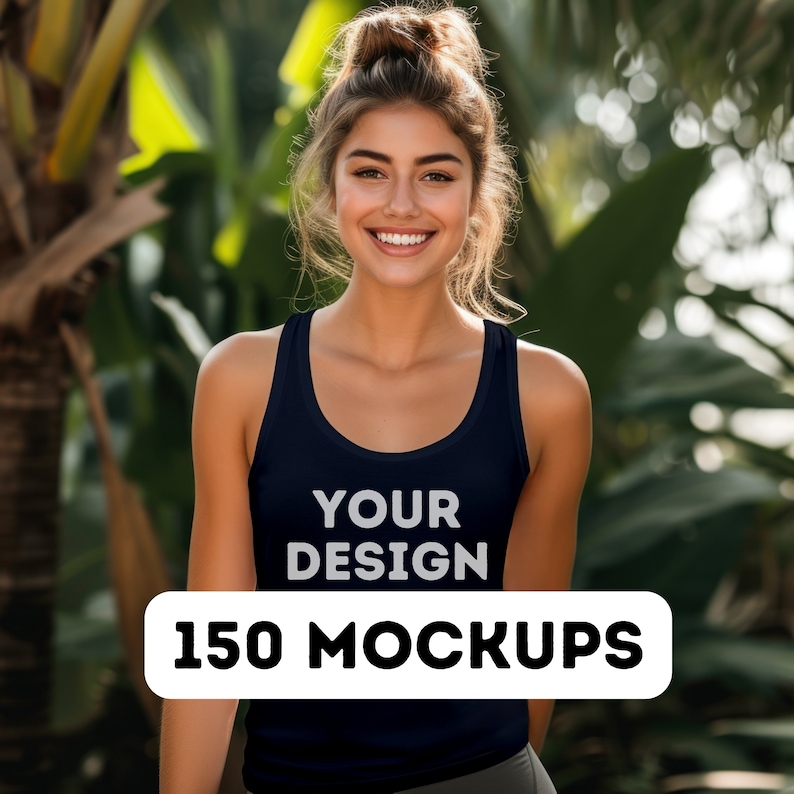 Pu&ograve; includere: Una donna indossa una canotta blu scuro con il testo "YOUR DESIGN" e le parole "150 MOCKUPS" in bianco su sfondo bianco.