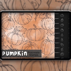 Peut inclure: Une illustration numérique de 15 tampons de citrouille pour Procreate. Les tampons sont des dessins au trait en noir et blanc de citrouilles de formes et de tailles variées. L'image montre l'écran d'une tablette avec les tampons affichés sur un fond brun.