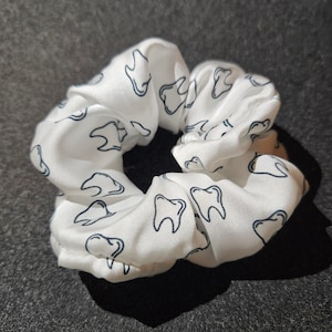 Minimalist dental tooth scrunchie, hair tie, gift for dentistry student, dentist, nurse or hygienist