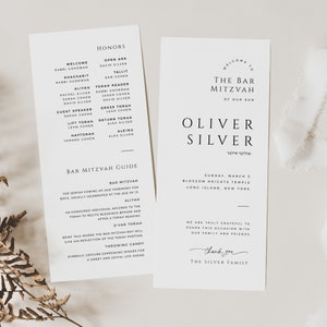 Puede incluir: Una invitación de bar mitzvah blanca y negra con el texto "Bienvenido al Bar Mitzvah de nuestro hijo Oliver Silver" y la fecha y la ubicación del evento.