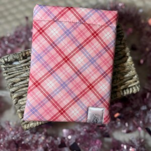 Kindle Sleeve | Padded Kindle Sleeve | Kindle Cover | Padded Kindle Cover | Kindle Paperwhite Sleeve | Valentines Stripe
