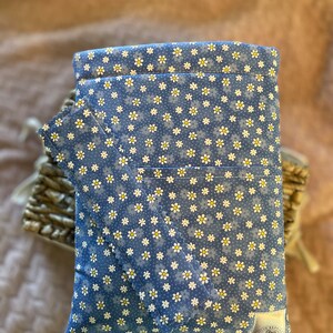 Book Sleeve | Padded Book Sleeve | Book Cover | Book Accessories | Bookish Gift | Daisy