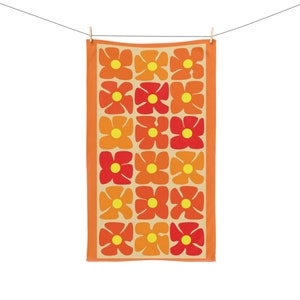 Flower Power - 70s Vibe Hand Towel