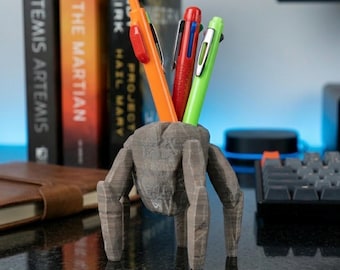 Alien Pen Holder Desk Organizer - Rocky Inspired Hail Mary Decor | Sci-Fi Bookshelf Figure & Eridian Desk Buddy