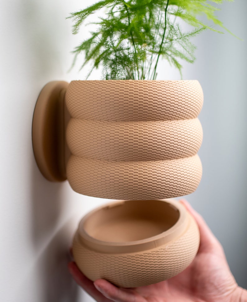 Bubble Weave Wall Planter: Stylish Indoor Plant Holder