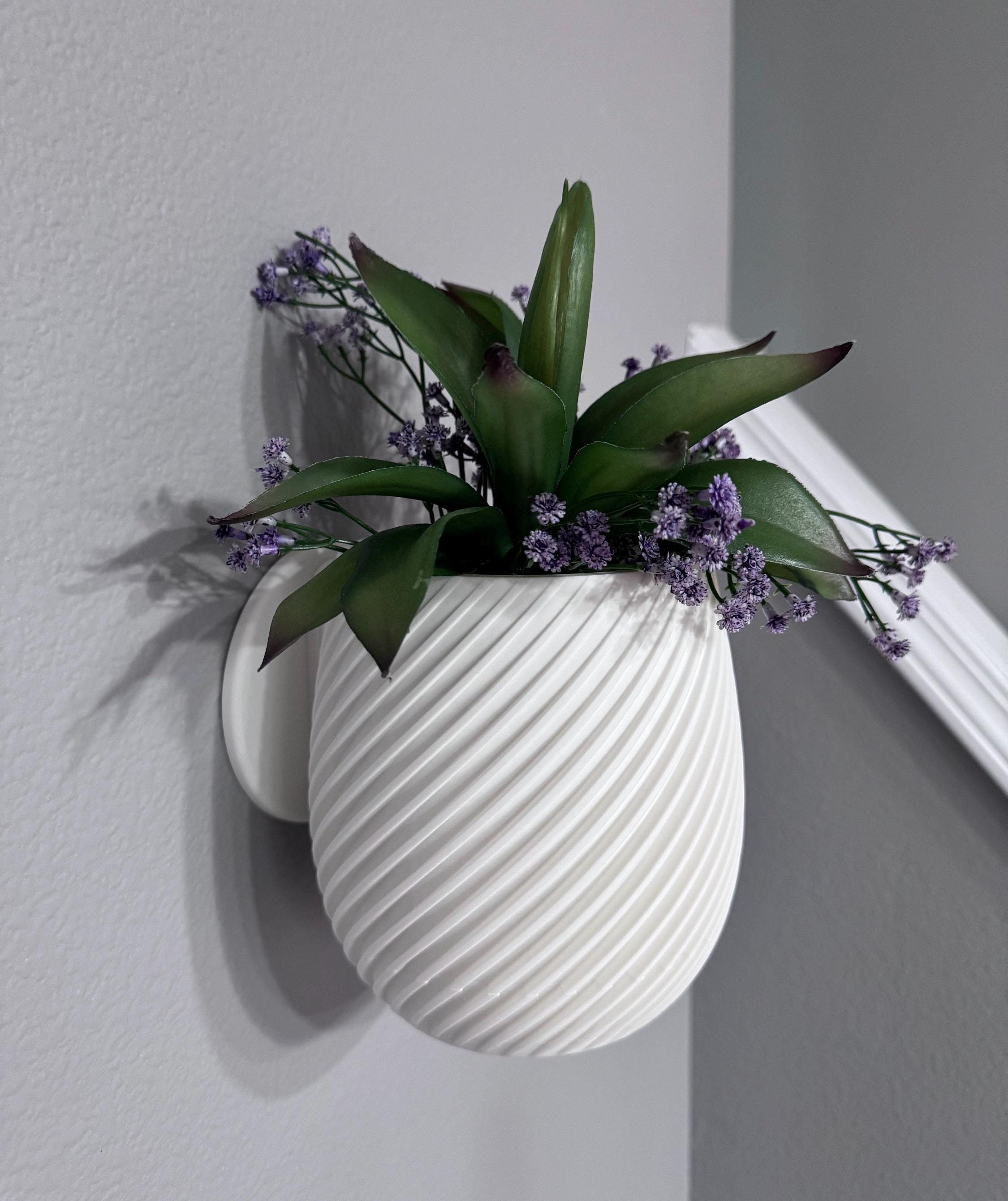 Spiral Wall Planter: 3D Printed Indoor Hanging Planter