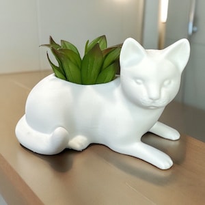 Cat Planter - Cute Kitty Pot for Succulents & Small Plants, Perfect Gift for Cat Lovers