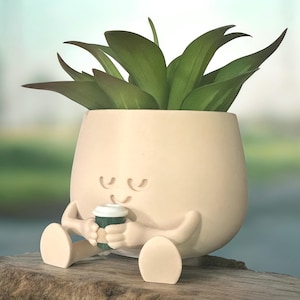 3D Printed Happy Face Coffee Pot Planter: Eco-Friendly Desk Decor