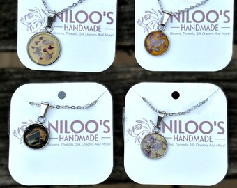 Real pressed flowers small UV resin necklaces