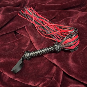 16&quot; Poly Rubber Flogger Red and Black