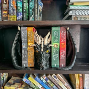 Dragon Bookends | Bookshelf Decor | Dragon figurine | 3d Printed | Fantasy Book Merch | Book Nook
