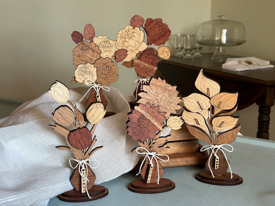 5th Anniversary Wood Flower Bouquet: Personalized Wood Floral Gift - Etsy
