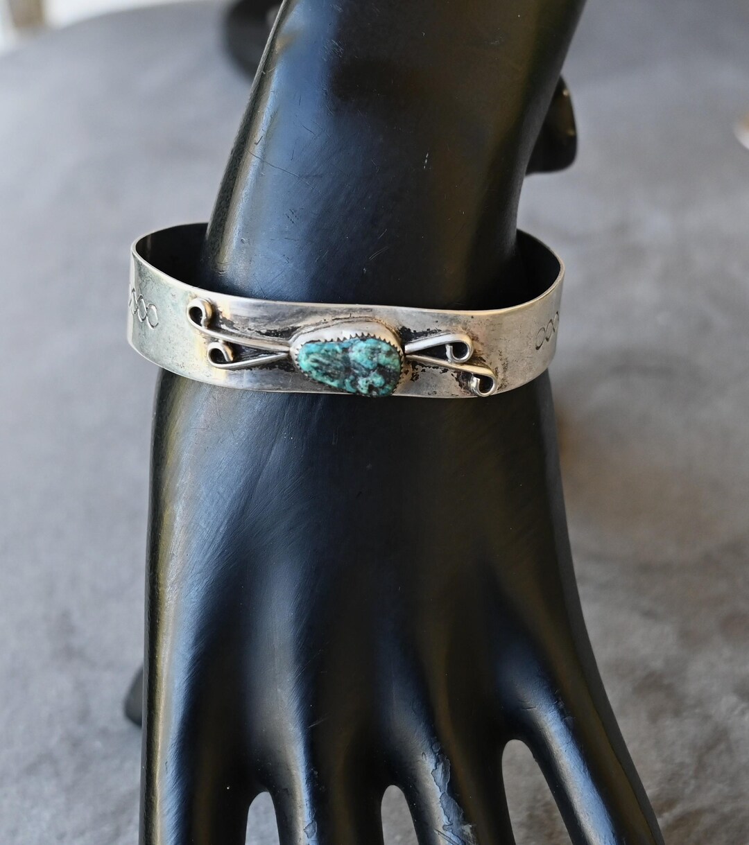 Old Navajo Sterling Silver & Kingman Mine Turquoise Cuff Bracelet 6 1/2 ...