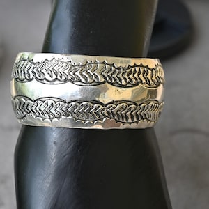 Douglas Etsitty - Etsy