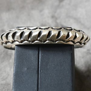 エマーソンビルNAVAJO sterling silver Fantastic Native American Navajo Signed Sterling Silver Emerson