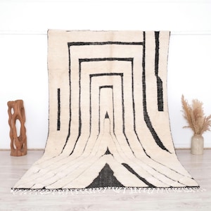 Handwoven Beni Ourain Rug 7x10 FT: Moroccan Wool Rug