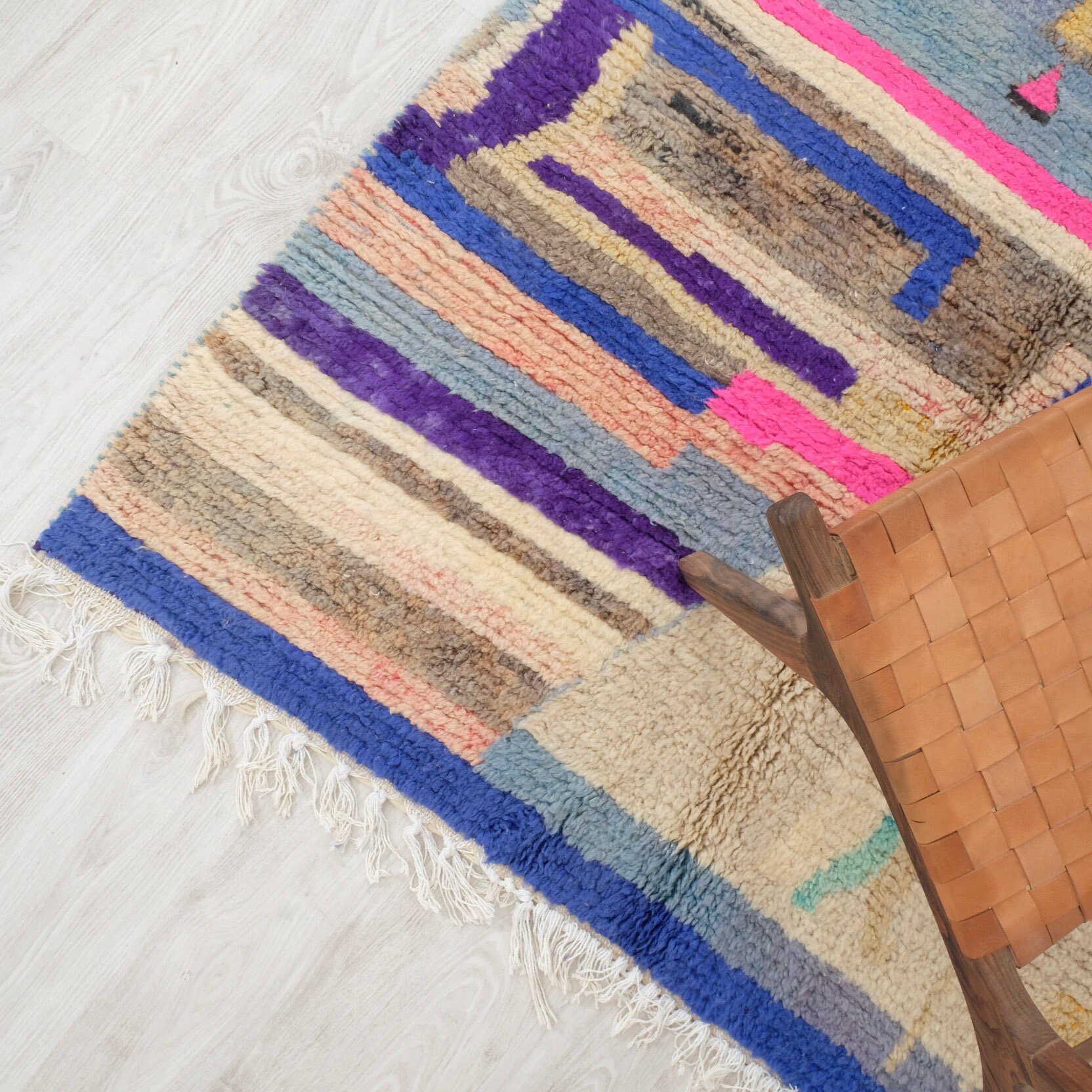 手織りのブジャードウールラグ 5x7: モロッコ風ボヘミアン風カラフル