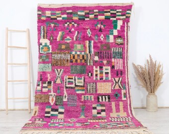 Moroccan Rug, Authentic Boujaad Rug, 5.2x 8.2FT