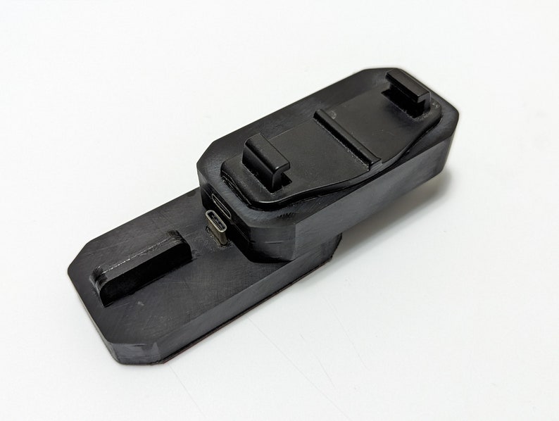 Quick Release Magnetic Mount for Comma 3/3x image 1