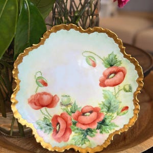 Antique Hand-Painted Poppies Plate | T&V Limoges Bavaria | Circa 1890 - 1910 | Gold Gilt Porcelain | Victorian Floral Collector’s Plate