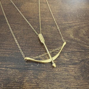 the Archer bow and arrow necklace Taylor swiftie