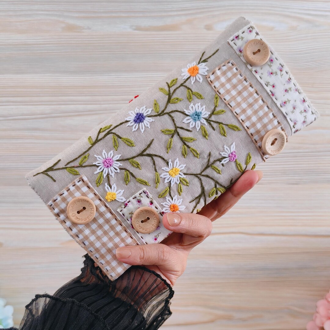 Two-sided Embroidered Fabric Wallet – Floral Embroidery Purse - Gift ...