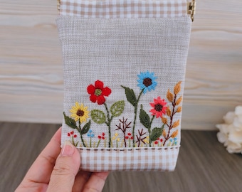 Handmade Embroidered Frame Pouch – Floral Embroidery Linen Bag – Vintage Coin Purse