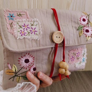Carteira de tecido multifuncional. Bolsa Shabby Chic. Bolsa feita à mão. Presente para menina. O melhor presente para a mãe. Presente de aniversário.
