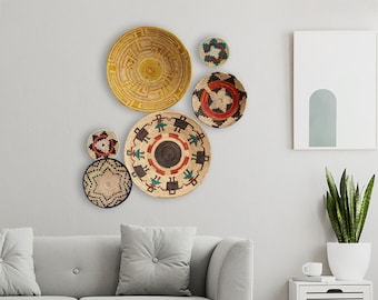 Lot de 9 paniers muraux bohèmes tissés à suspendre - Décoration murale en jonc de mer et rotin Lot de 9 paniers muraux bohèmes tissés à suspendre - Décoration murale en jonc de mer et rotin