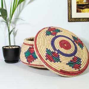 Handwoven Lid Basket, 12&quot; Eco-Friendly Woven Basket with Lid, Rustic Storage Basket, Boho Decor, Fruit Storage, Organizer Basket